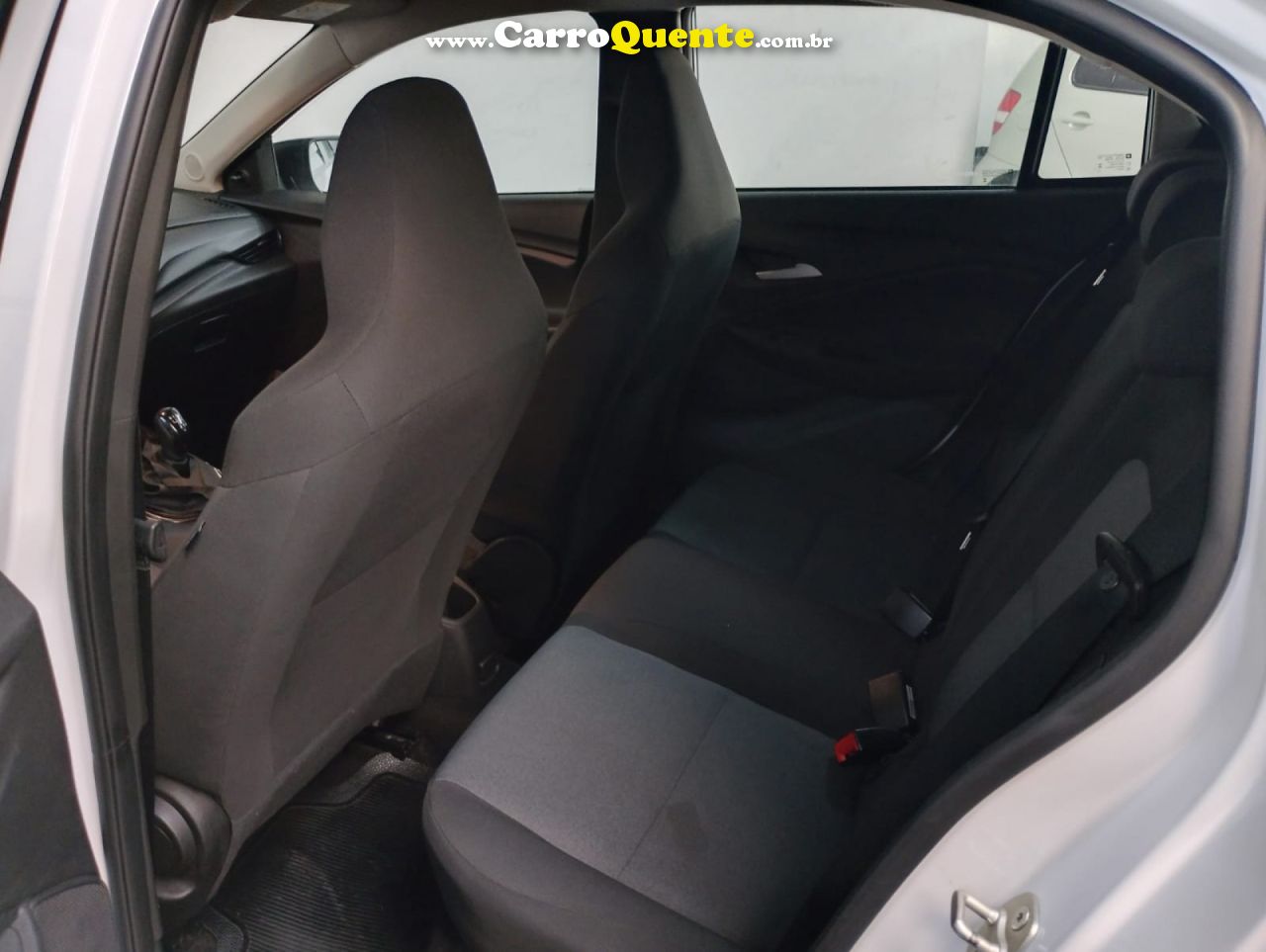 CHEVROLET   ONIX 10MT HB   BRANCO 2024 1.0 FLEX - Loja