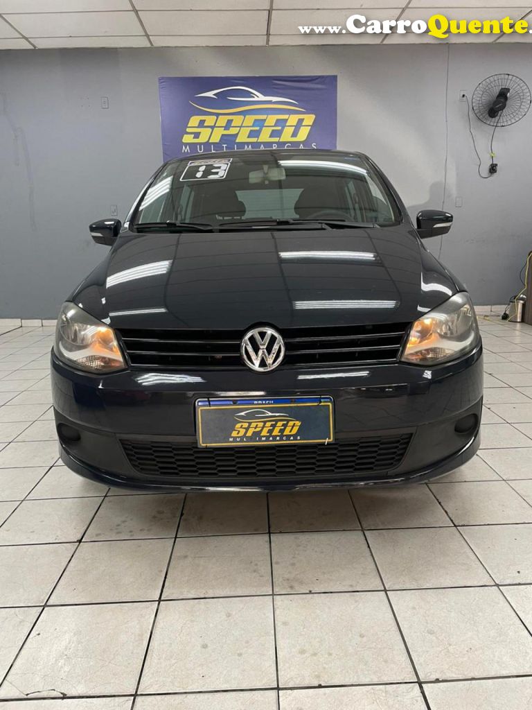 VOLKSWAGEN   FOX 1.0 MI TOTAL FLEX 8V 5P   CINZA 2013 1.0 FLEX - Loja