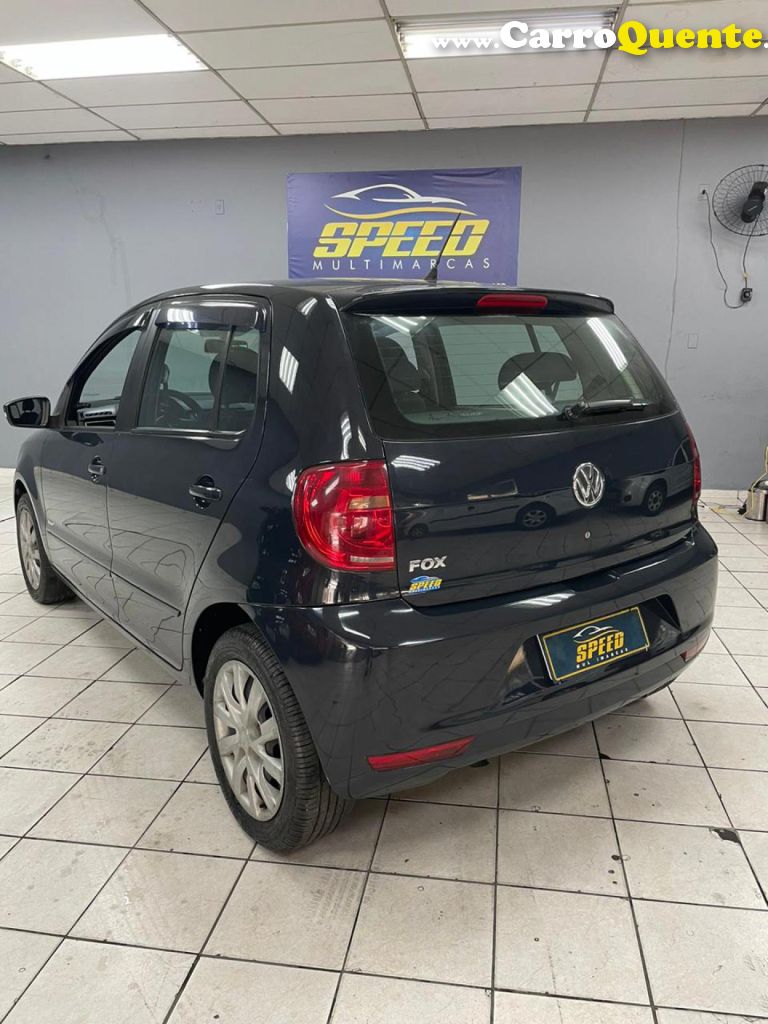 VOLKSWAGEN   FOX 1.0 MI TOTAL FLEX 8V 5P   CINZA 2013 1.0 FLEX - Loja