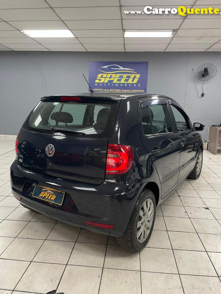 VOLKSWAGEN   FOX 1.0 MI TOTAL FLEX 8V 5P   CINZA 2013 1.0 FLEX - Loja