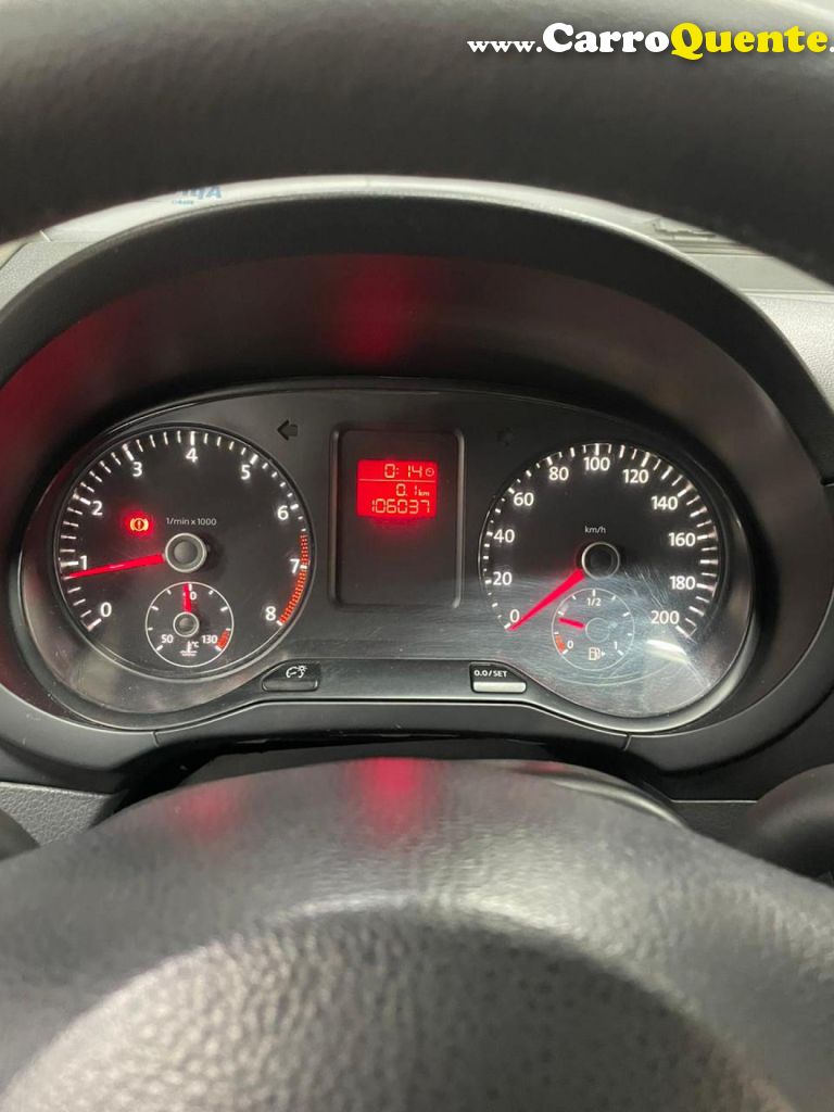 VOLKSWAGEN   FOX 1.0 MI TOTAL FLEX 8V 5P   CINZA 2013 1.0 FLEX - Loja
