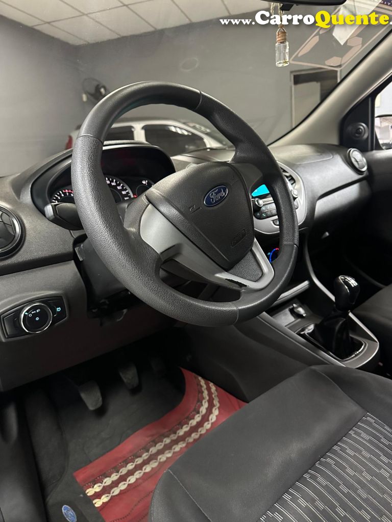 FORD   KA 1.0 SESE PLUS TIVCT FLEX 5P   PRETO 2021 1.0 FLEX - Loja