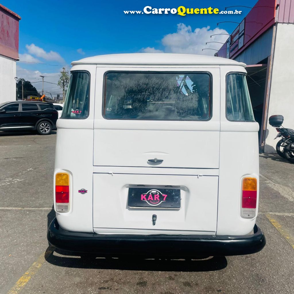 VOLKSWAGEN   KOMBI STANDARD LUXO SÉRIE PRATA   BRANCO 1997 1600 GASOLINA - Loja
