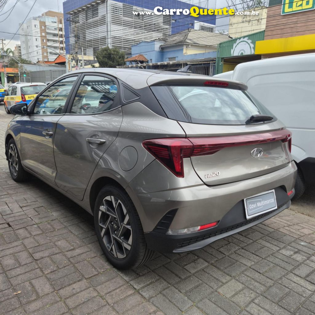 HYUNDAI   HB20 COMFORT 1.0 TB FLEX 12V MEC   PRATA 2024 1.0 FLEX - Loja