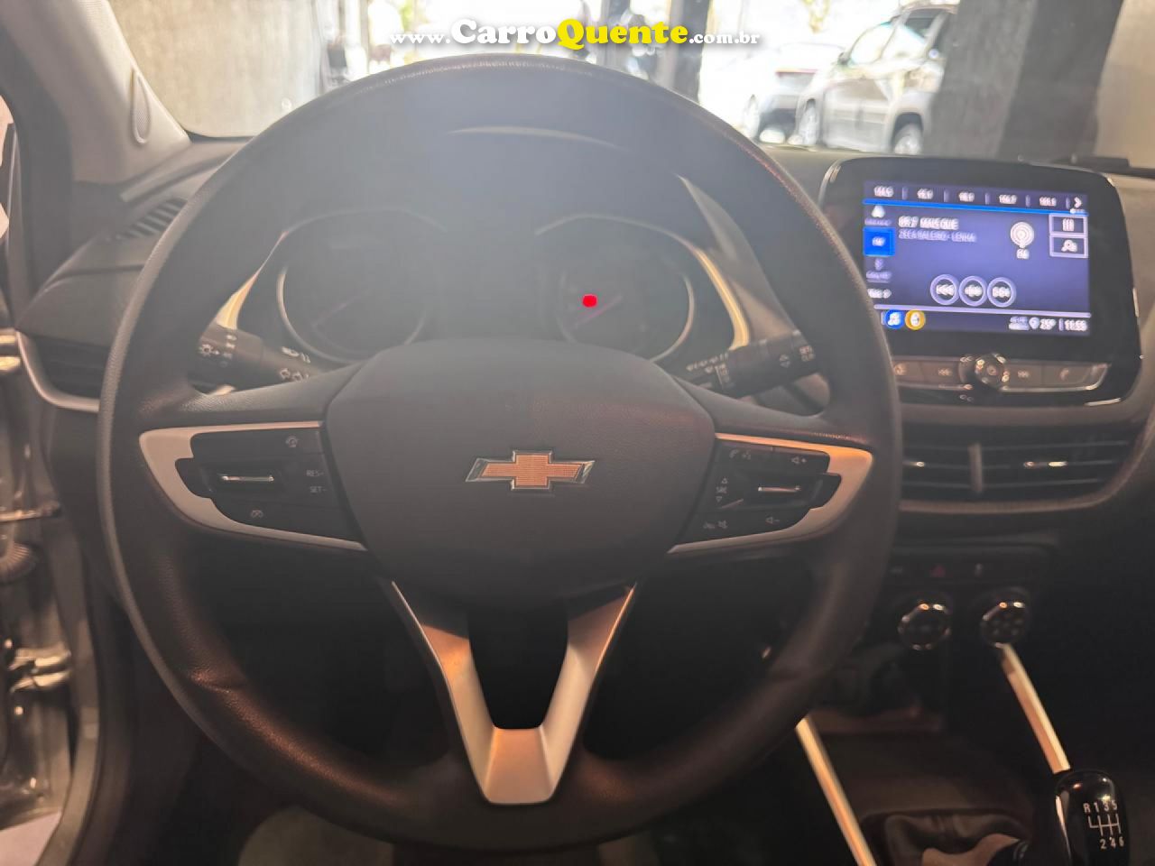 CHEVROLET   ONIX HATCH LT 1.0 8V FLEXPOWER 5P MEC.   PRATA 2025 1.0 FLEX - Loja