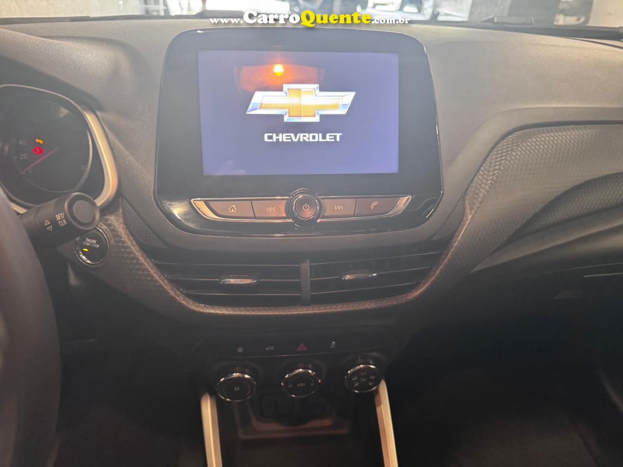CHEVROLET   ONIX HATCH LT 1.0 8V FLEXPOWER 5P MEC.   PRATA 2025 1.0 FLEX - Loja