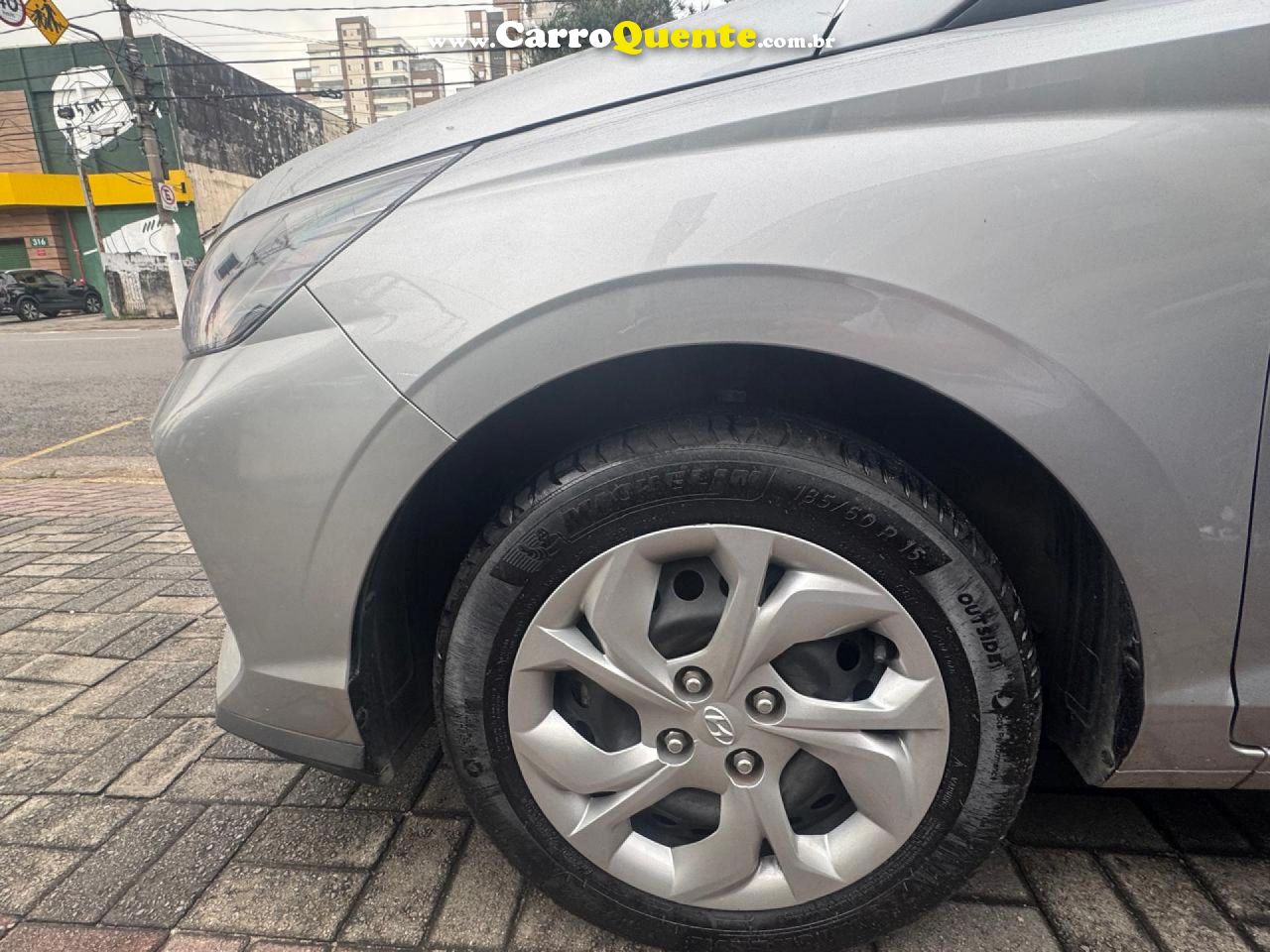 HYUNDAI   HB20S COMFORT 1.0  FLEX 12V MEC.   PRATA 2024 1.0 FLEX - Loja