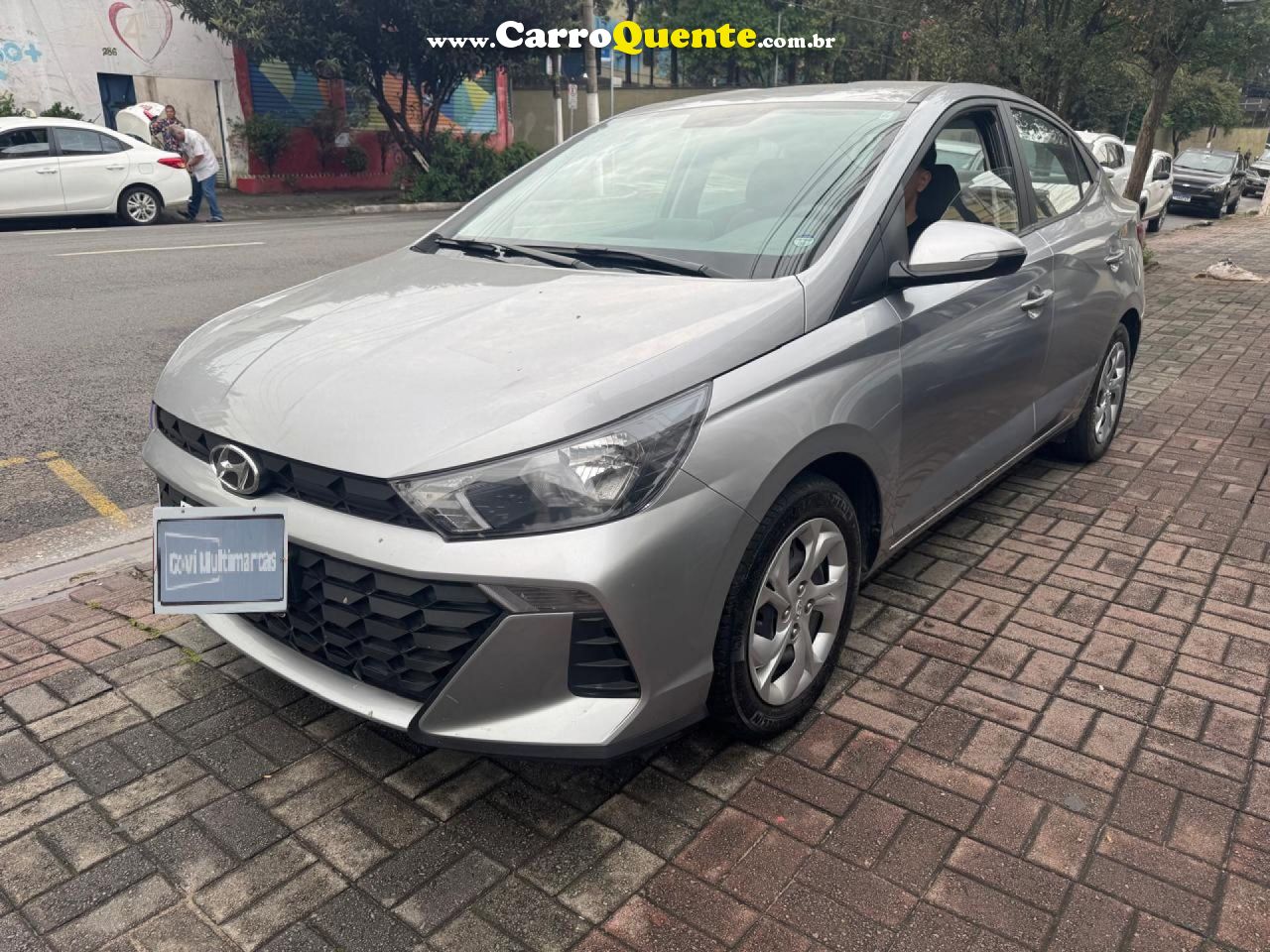 HYUNDAI   HB20S COMFORT 1.0  FLEX 12V MEC.   PRATA 2024 1.0 FLEX - Loja