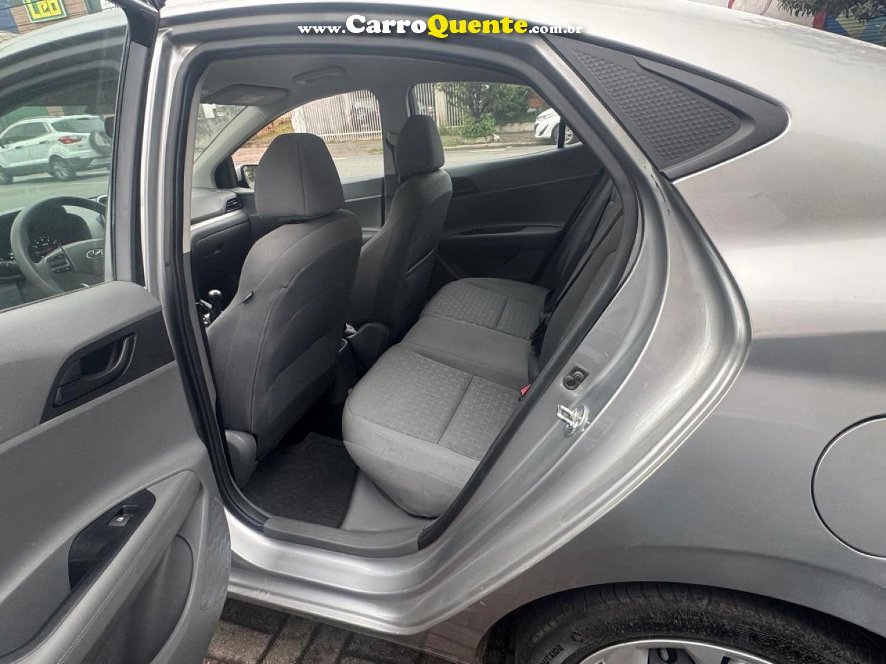 HYUNDAI   HB20S COMFORT 1.0  FLEX 12V MEC.   PRATA 2024 1.0 FLEX - Loja