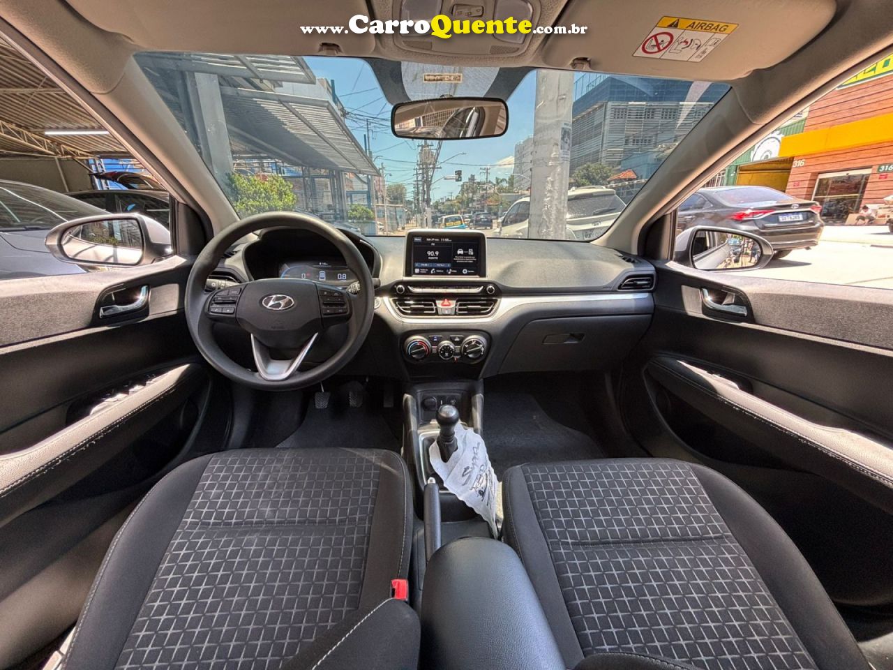 HYUNDAI   HB20 LIMITED 1.0 FLEX 12V MEC.   PRATA 2024 1.0 FLEX - Loja