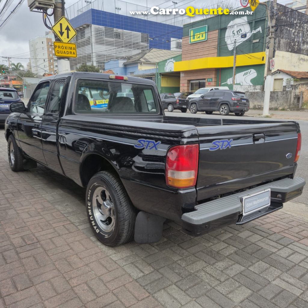FORD   RANGER STX 4.0 CS CE   PRETO 1997 4.0 GASOLINA - Loja