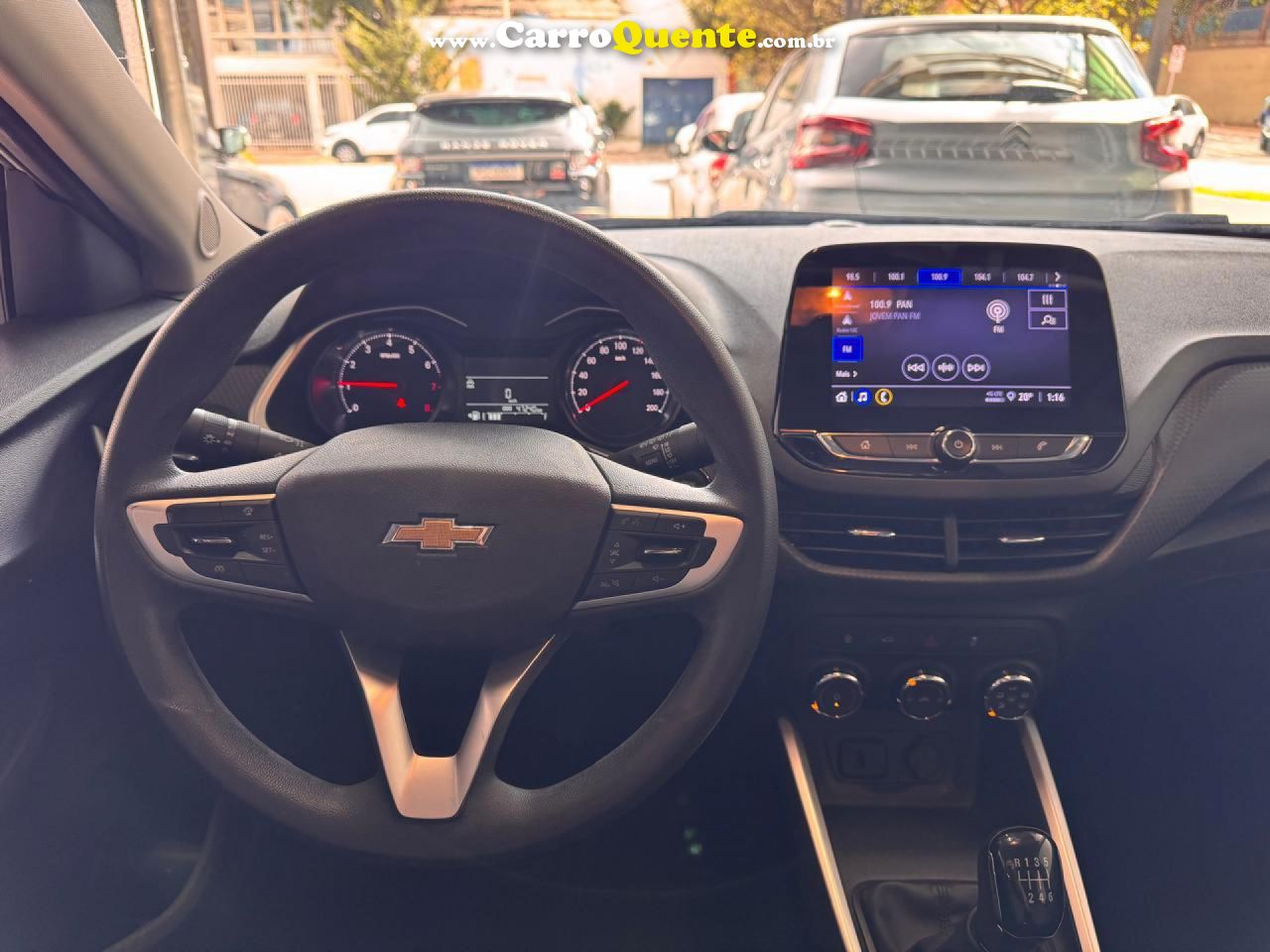 CHEVROLET   ONIX HATCH LT 1.0 8V FLEXPOWER 5P MEC.   BRANCO 2025 1.0 FLEX - Loja