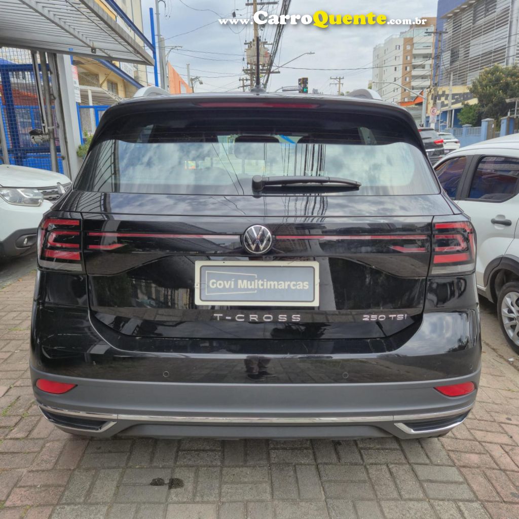 VOLKSWAGEN   T-CROSS HIG. 250 TSI 1.4 FLEX 16V 5P AUT   PRETO 2022 1.4 FLEX - Loja
