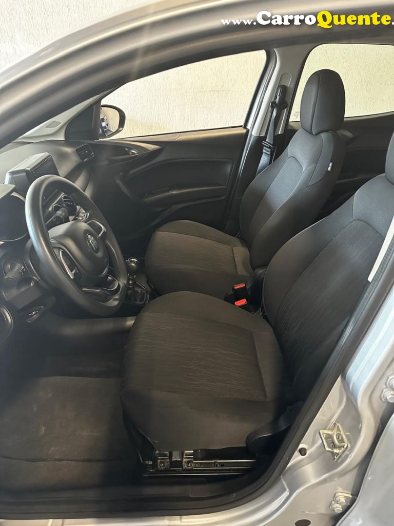 FIAT   ARGO 1.0 6V FLEX.   PRATA 2022 1.0 FLEX - Loja