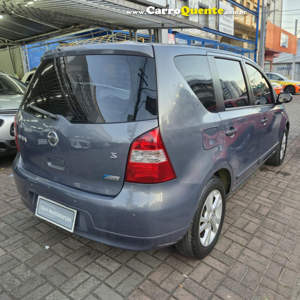 NISSAN   LIVINA S 1.8 16V FLEX FUEL AUT.   CINZA 2013 1.8 FLEX - Loja