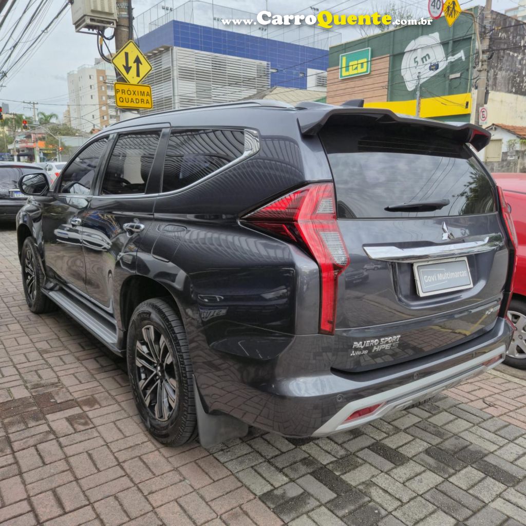 MITSUBISHI   PAJERO SPORT HPE-S 2.4  4X4 DIESEL AUT.   CINZA 2022 2.4 DIESEL - Loja