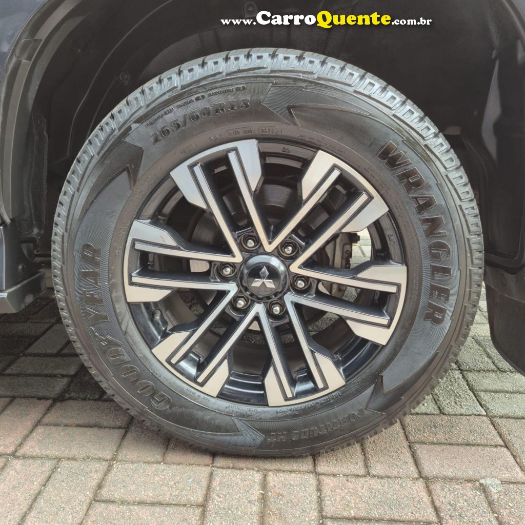 MITSUBISHI   PAJERO SPORT HPE-S 2.4  4X4 DIESEL AUT.   CINZA 2022 2.4 DIESEL - Loja