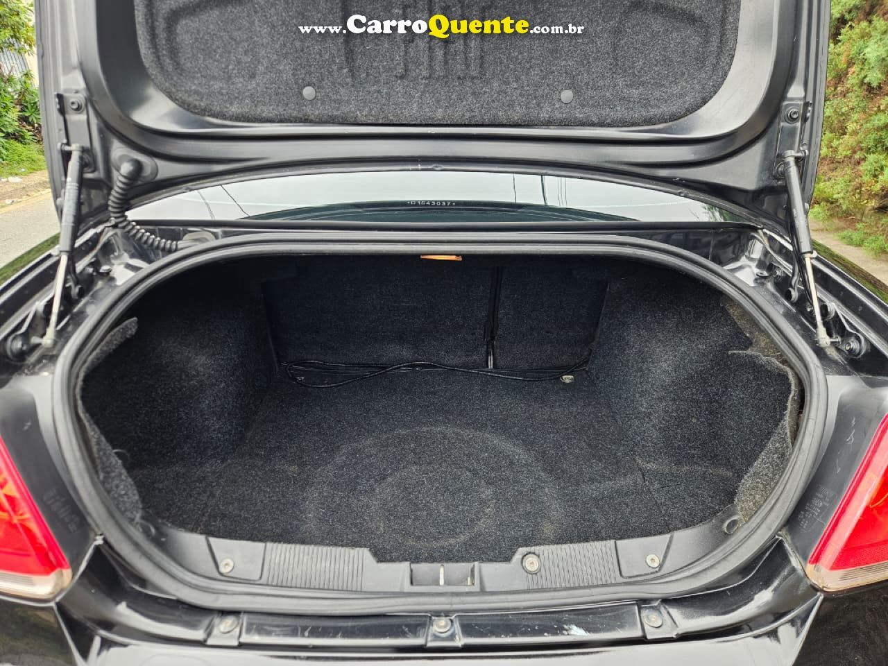 FIAT   LINEA ESSENCE 1.8 FLEX 16V 4P   PRETO 2012 1.8 FLEX - Loja
