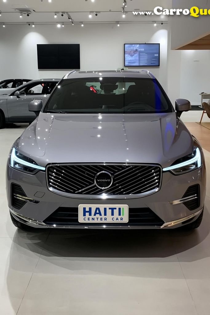 VOLVO   ULTRA   PRATA 2026 2.0 GASOLINA E ELÉTRICO - Loja