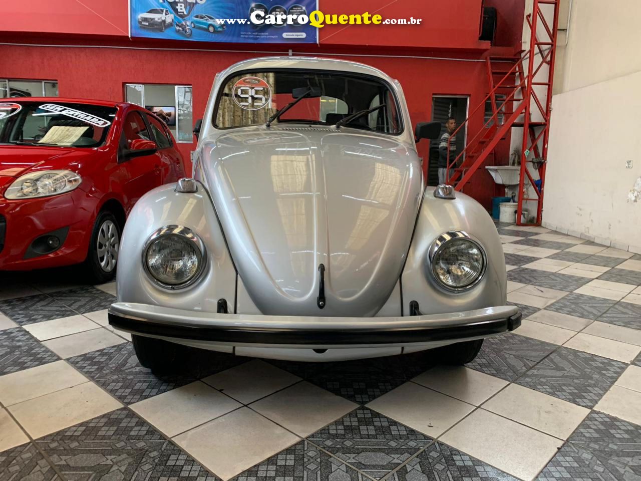 VOLKSWAGEN   FUSCA   PRATA 1995 1.6 GASOLINA - Loja
