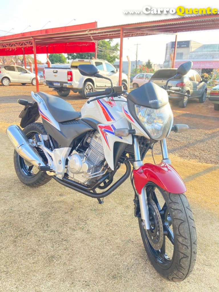 HONDA   CB 300R 300R FLEX   BRANCO 2015 300cc GASOLINA - Loja