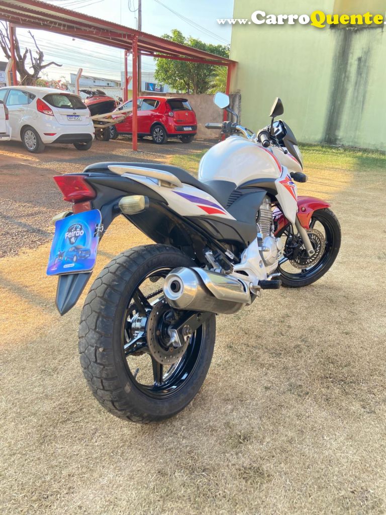 HONDA   CB 300R 300R FLEX   BRANCO 2015 300cc GASOLINA - Loja