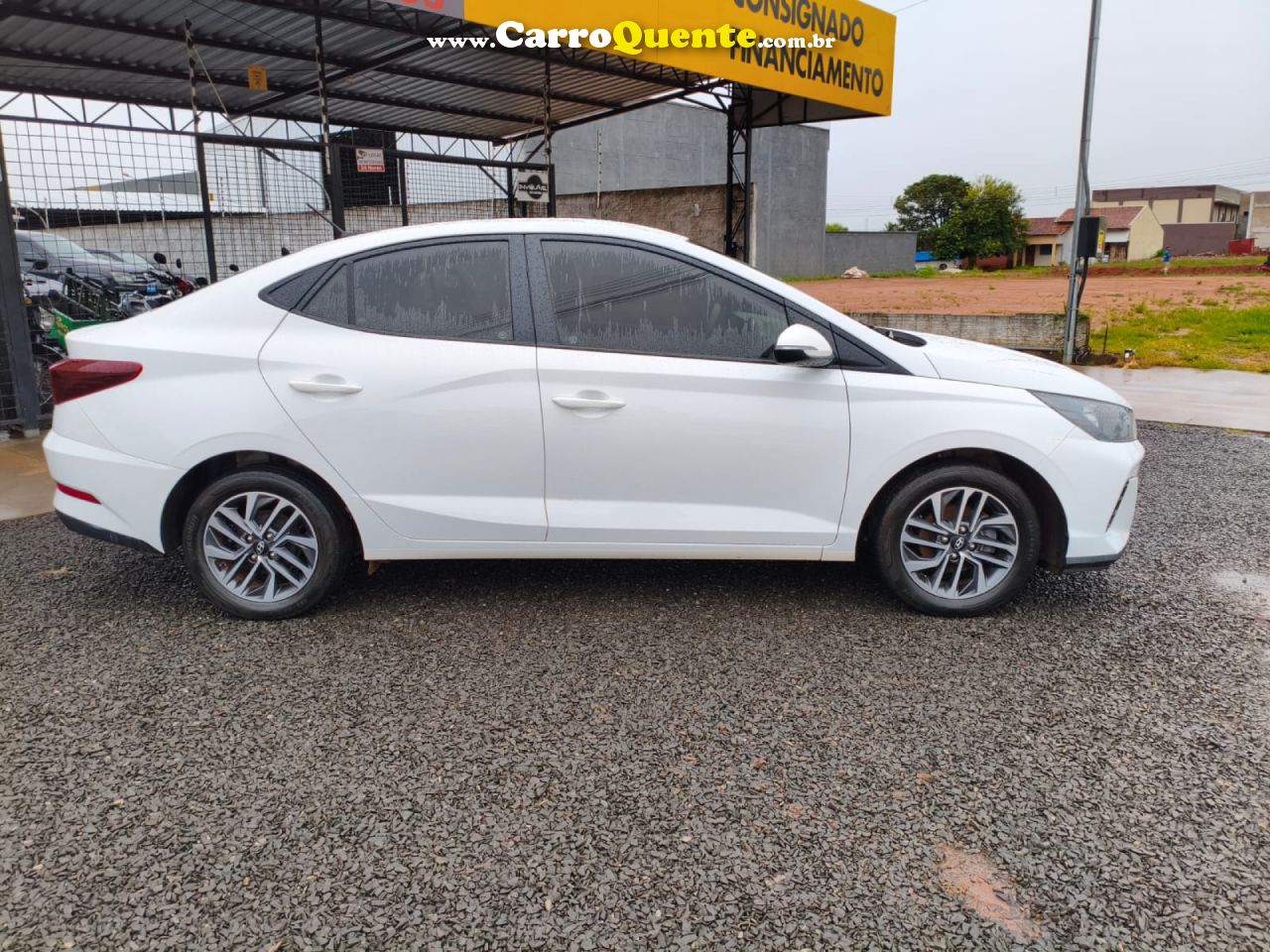 HYUNDAI   HB20S LIMITED 1.0  FLEX 12V MEC.   BRANCO 2023 1.0 FLEX - Loja