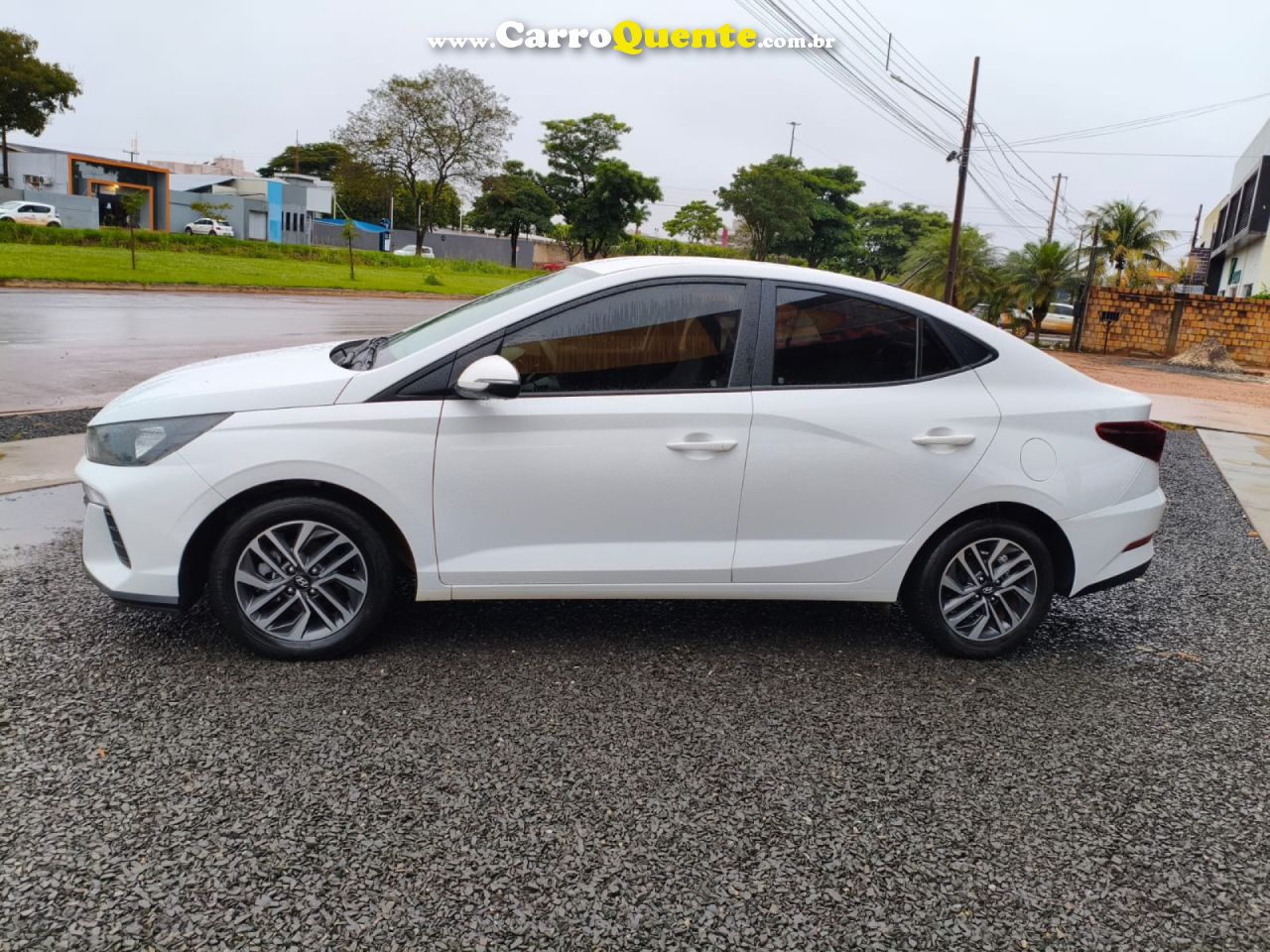 HYUNDAI   HB20S LIMITED 1.0  FLEX 12V MEC.   BRANCO 2023 1.0 FLEX - Loja
