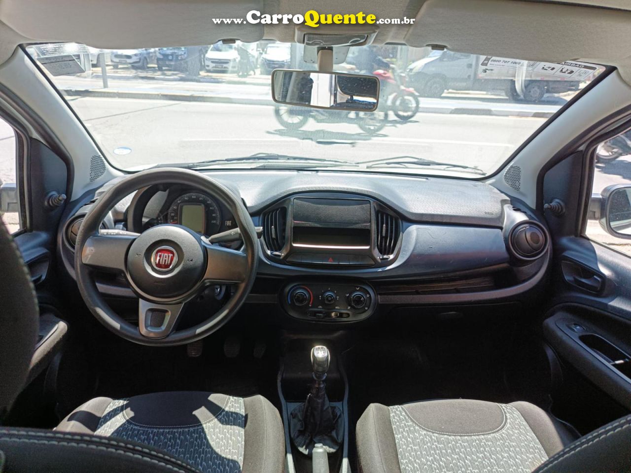 FIAT   UNO ATTRACTIVE 1.0 FIRE FLEX 8V 5P   BRANCO 2021 1.0 FLEX - Loja