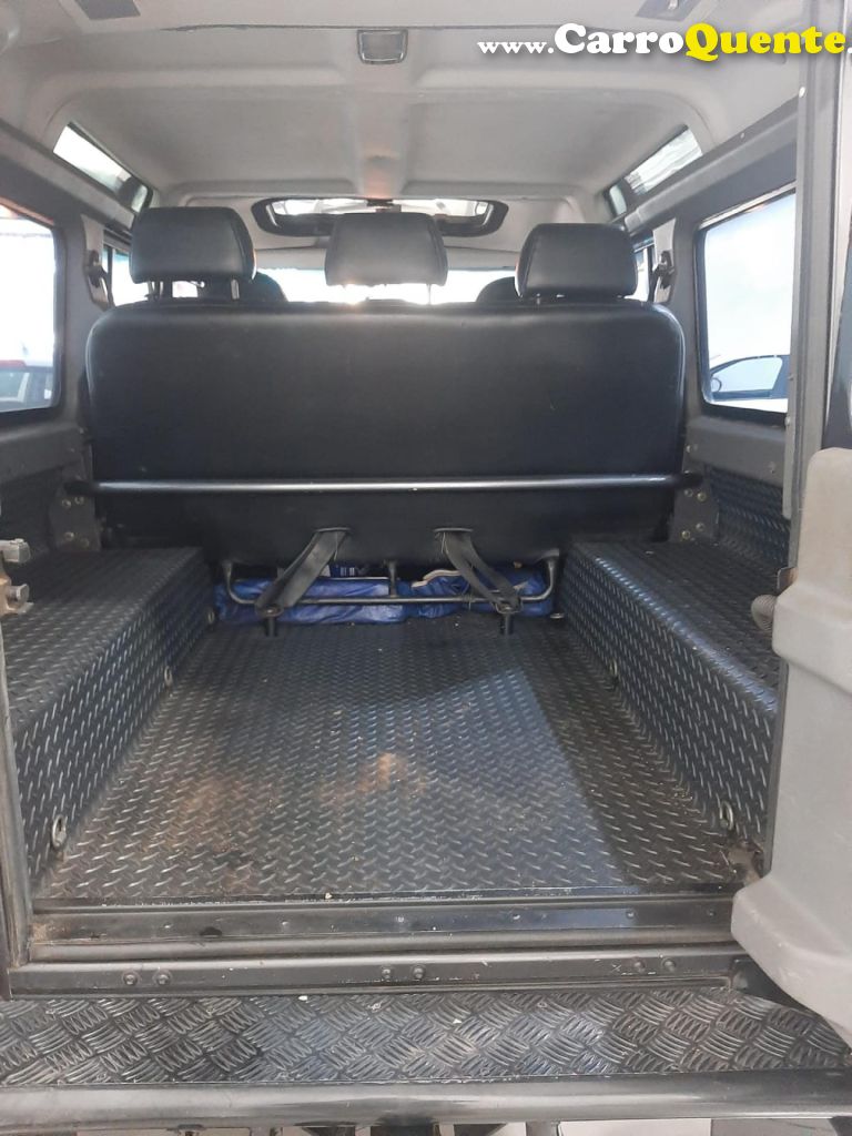 LAND ROVER   DEFENDER 110 TDI SW DIESEL   CINZA 2003 5L DIESEL - Loja