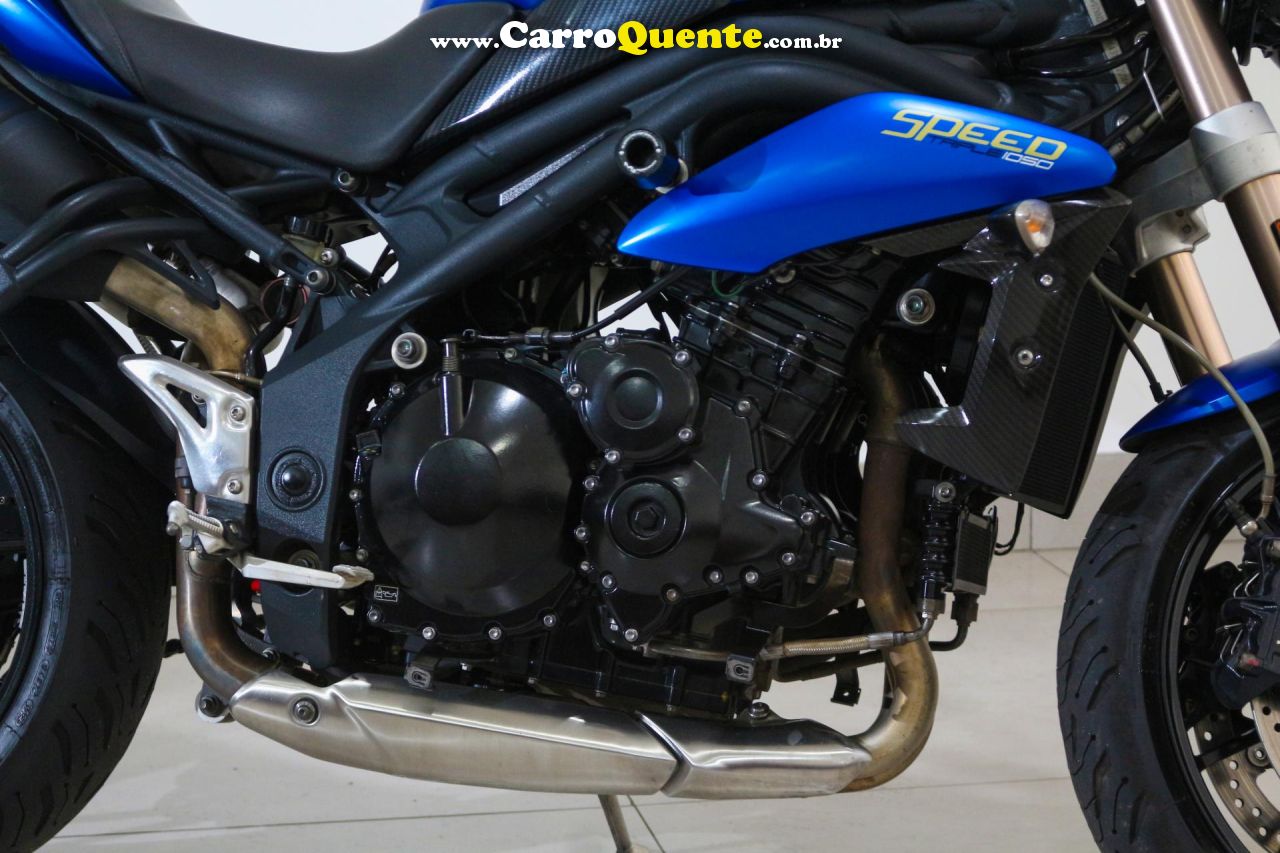 TRIUMPH   SPEED TRIPLE 1050I   AZUL 2014 1050 GASOLINA - Loja