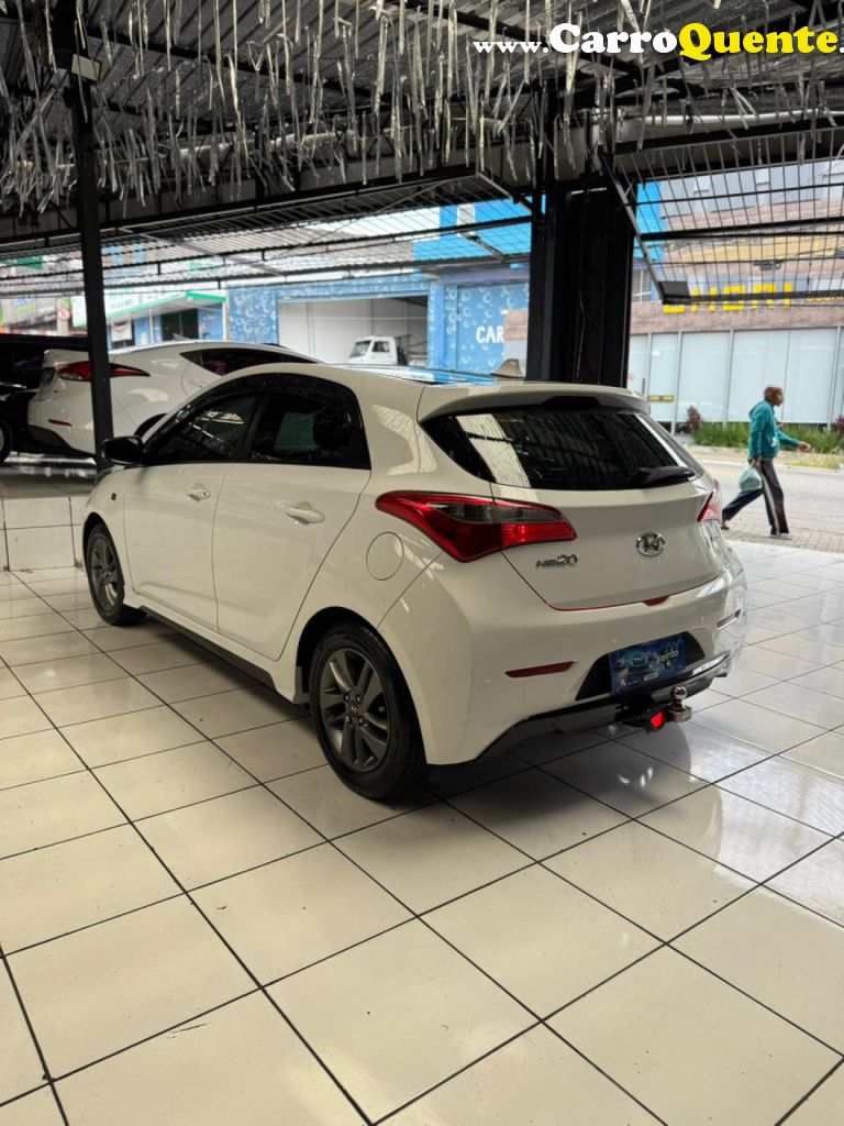 HYUNDAI   HB20 SPICY 1.0 FLEX 12V MEC.   BRANCO 2015 1.0 FLEX - Loja