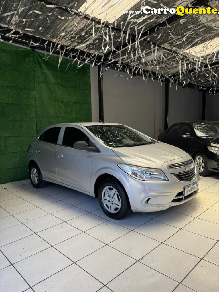 CHEVROLET   ONIX HATCH LT 1.0 8V FLEXPOWER 5P MEC.   PRATA 2015 1.0 FLEX - Loja