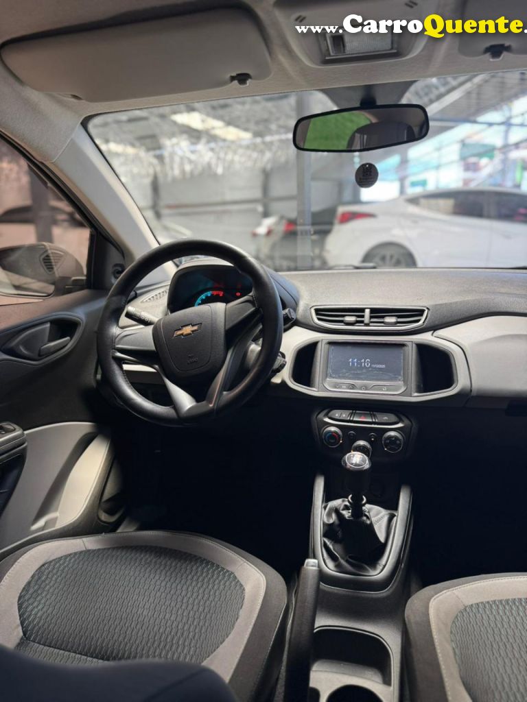 CHEVROLET   ONIX HATCH LT 1.0 8V FLEXPOWER 5P MEC.   PRATA 2015 1.0 FLEX - Loja