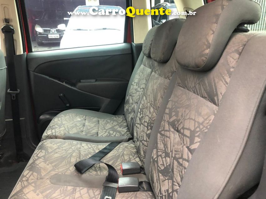 Fiat IDEA 1.8 MPI ADVENTURE LOCKER 8V FLEX 4P MANUAL - Loja