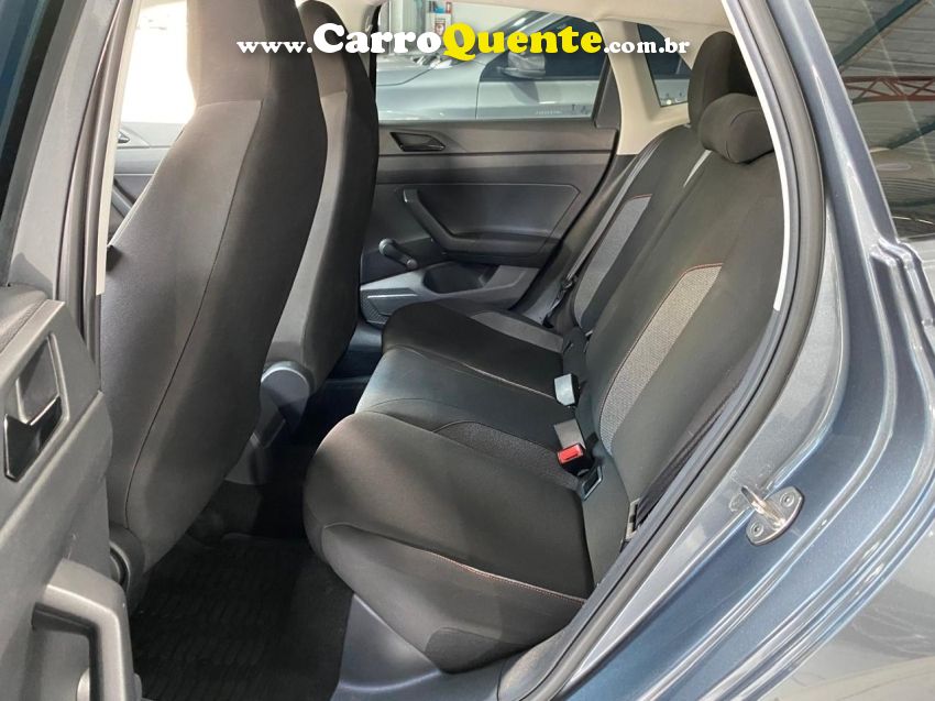 Volkswagen POLO 1.0 MPI MANUAL - Loja