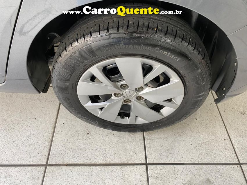 Volkswagen POLO 1.0 MPI MANUAL - Loja