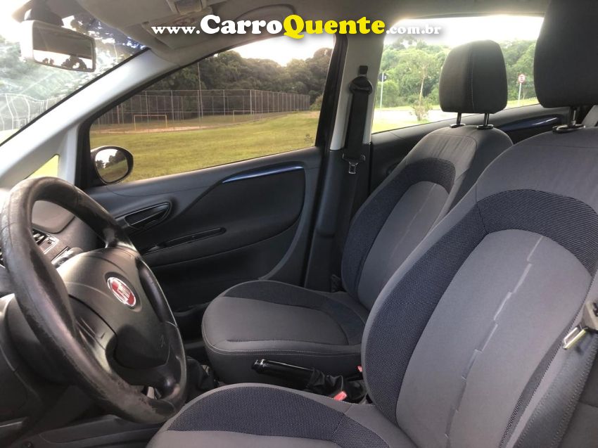 Fiat PUNTO 1.4 ATTRACTIVE 8V FLEX 4P MANUAL - Loja