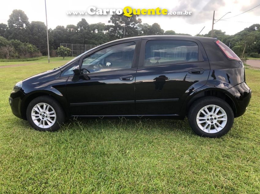 Fiat PUNTO 1.4 ATTRACTIVE 8V FLEX 4P MANUAL - Loja