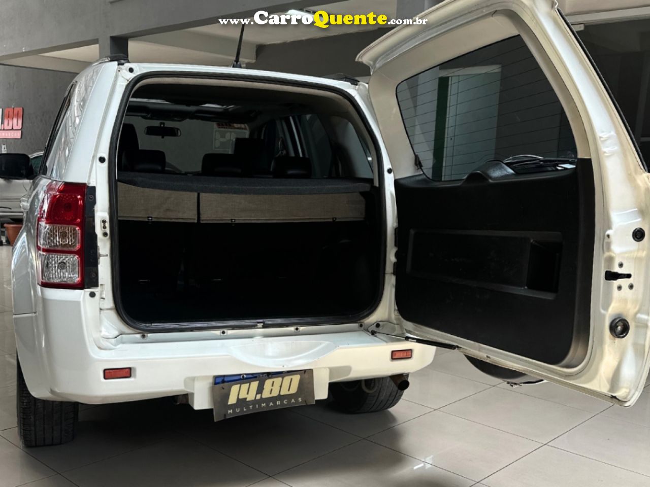 SUZUKI   GRAND VITARA 2.0 16V 4X24X4 5P AUT.   BRANCO 2014 2.0 GASOLINA - Loja