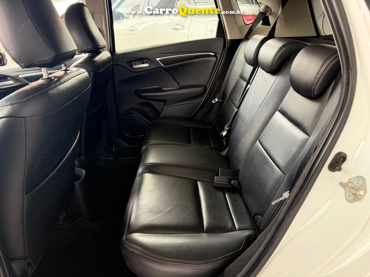 HONDA   FIT LX 1.5 FLEXONE 16V 5P AUT.   BRANCO 2019 1.5 GASOLINA - Loja