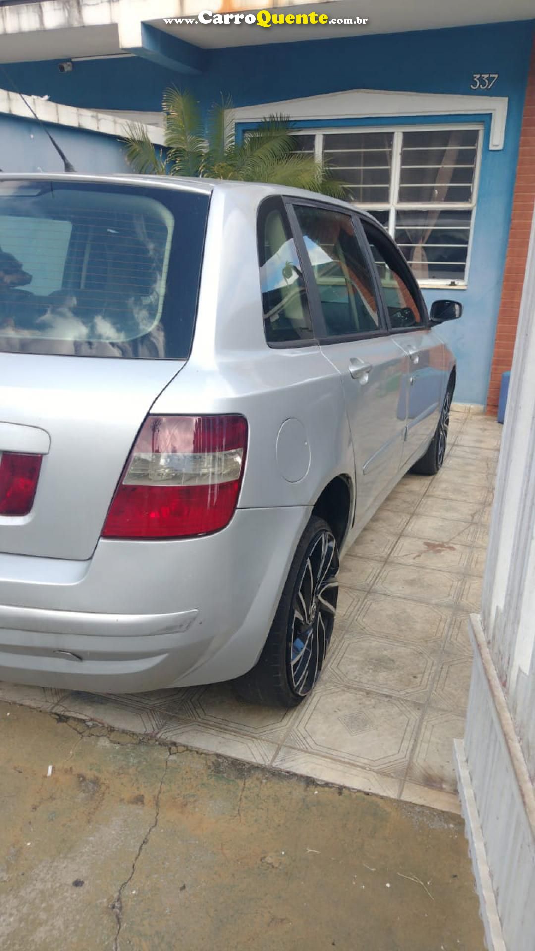FIAT   STILO 1.8 1.8 SP CONNECT 16V 122CV 5P   PRATA 2003 1.8 GASOLINA - Loja