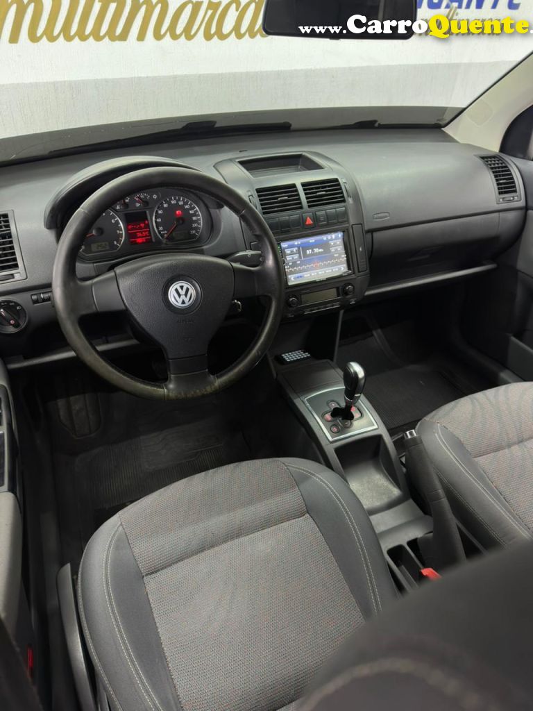 VOLKSWAGEN   POLO SED. COMFORT. 1.6 MI TOT. FLEX 8V   PRATA 2011 1.6 FLEX - Loja