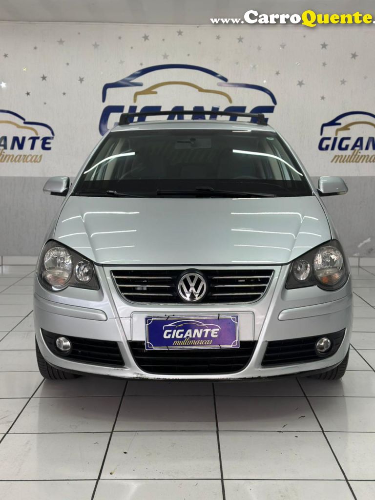 VOLKSWAGEN   POLO SED. COMFORT. 1.6 MI TOT. FLEX 8V   PRATA 2011 1.6 FLEX - Loja