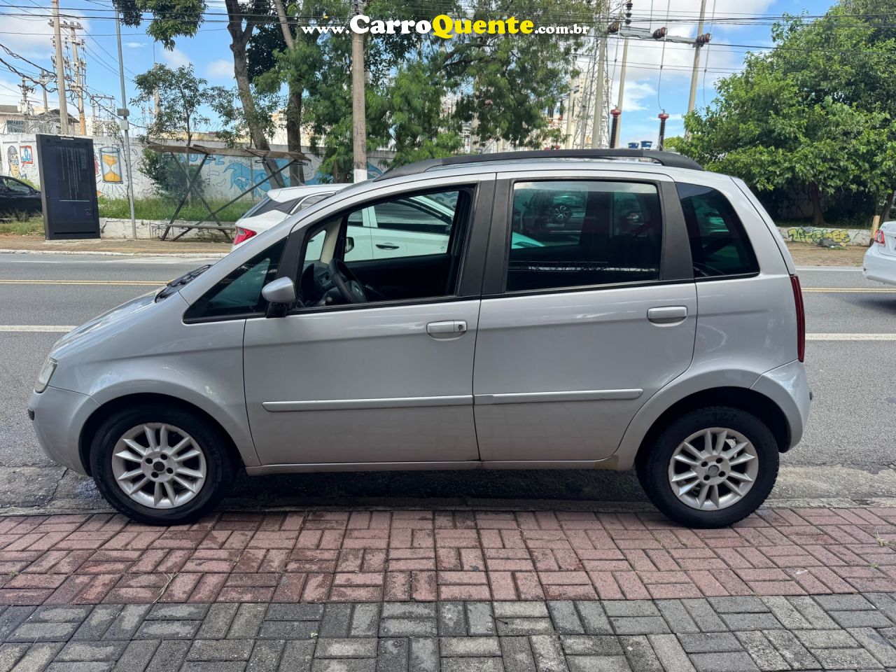 FIAT   IDEA ELX 1.4 MPI FIRE FLEX 8V 5P   PRATA 2009 1.4 FLEX - Loja