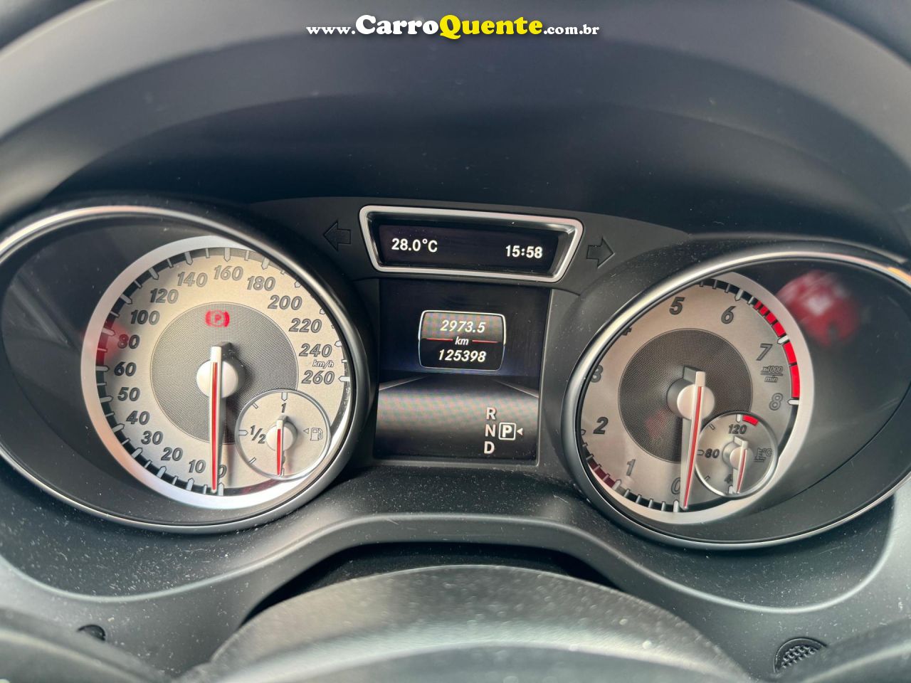 MERCEDES-BENZ   GLA 200 STYLE 1.6 TB 16VFLEX AUT.   PRETO 2015 1.6 FLEX - Loja