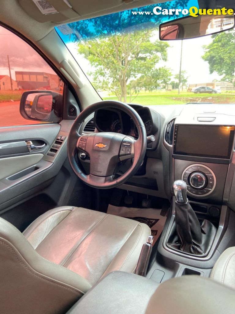 CHEVROLET   S10 PICK-UP LTZ 2.4 F.POWER 4X2 CD   PRETO 2013 2.4 FLEX - Loja