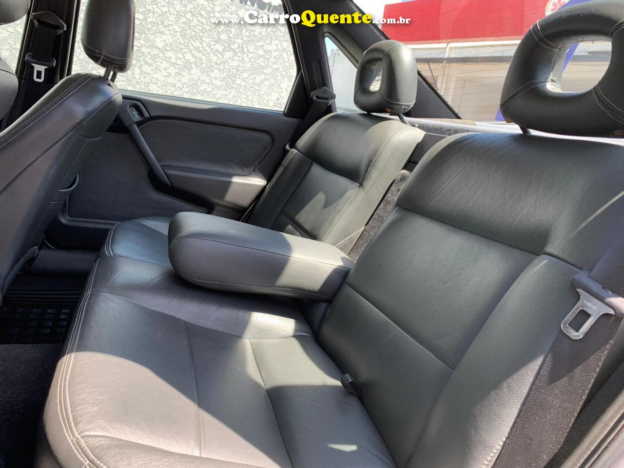 CHEVROLET   VECTRA GLSEXPRES.2.2 2.0 E 2.0 CD 8V   CINZA 1994 2.0 GASOLINA - Loja