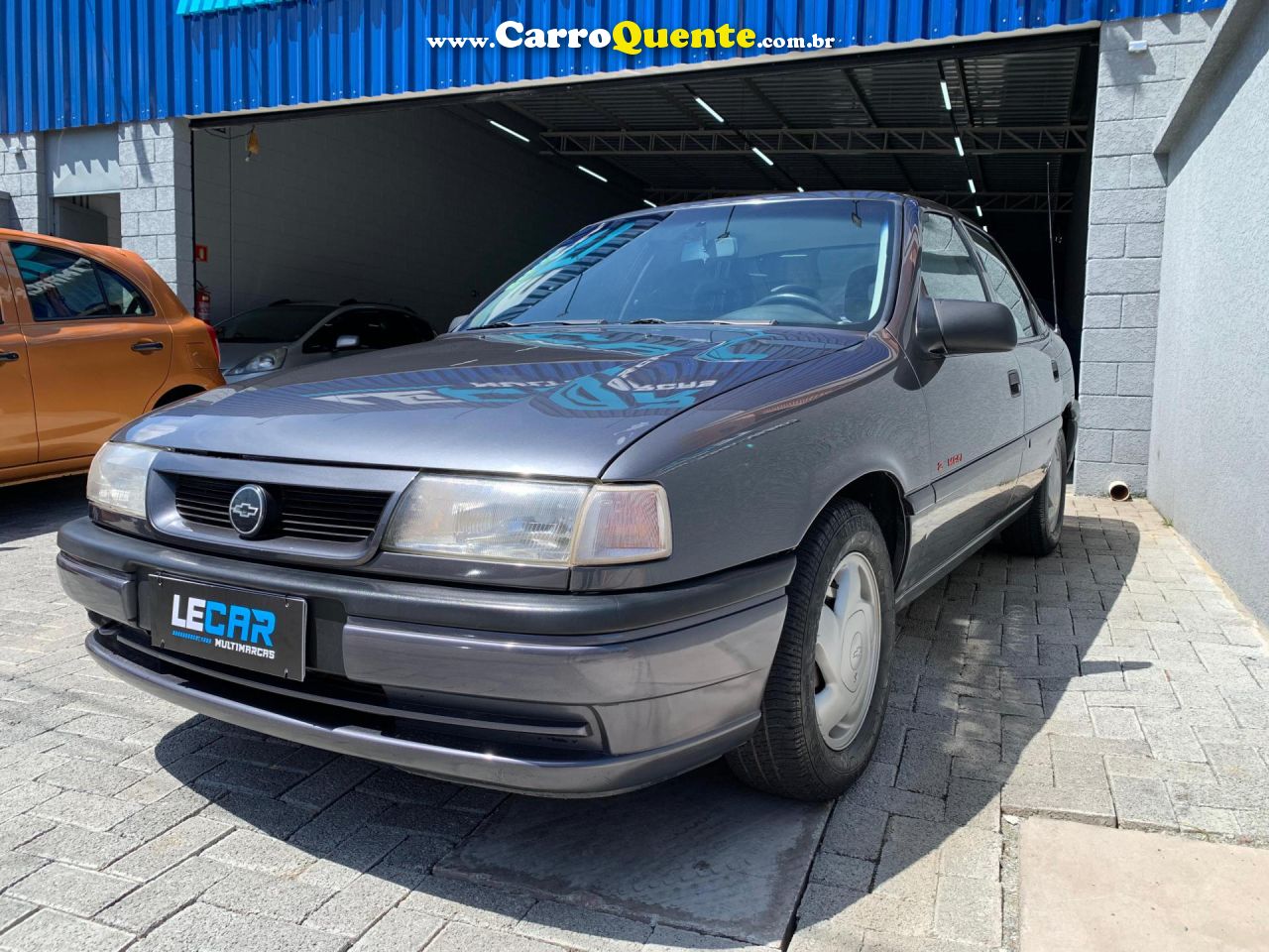 CHEVROLET   VECTRA GLSEXPRES.2.2 2.0 E 2.0 CD 8V   CINZA 1994 2.0 GASOLINA - Loja