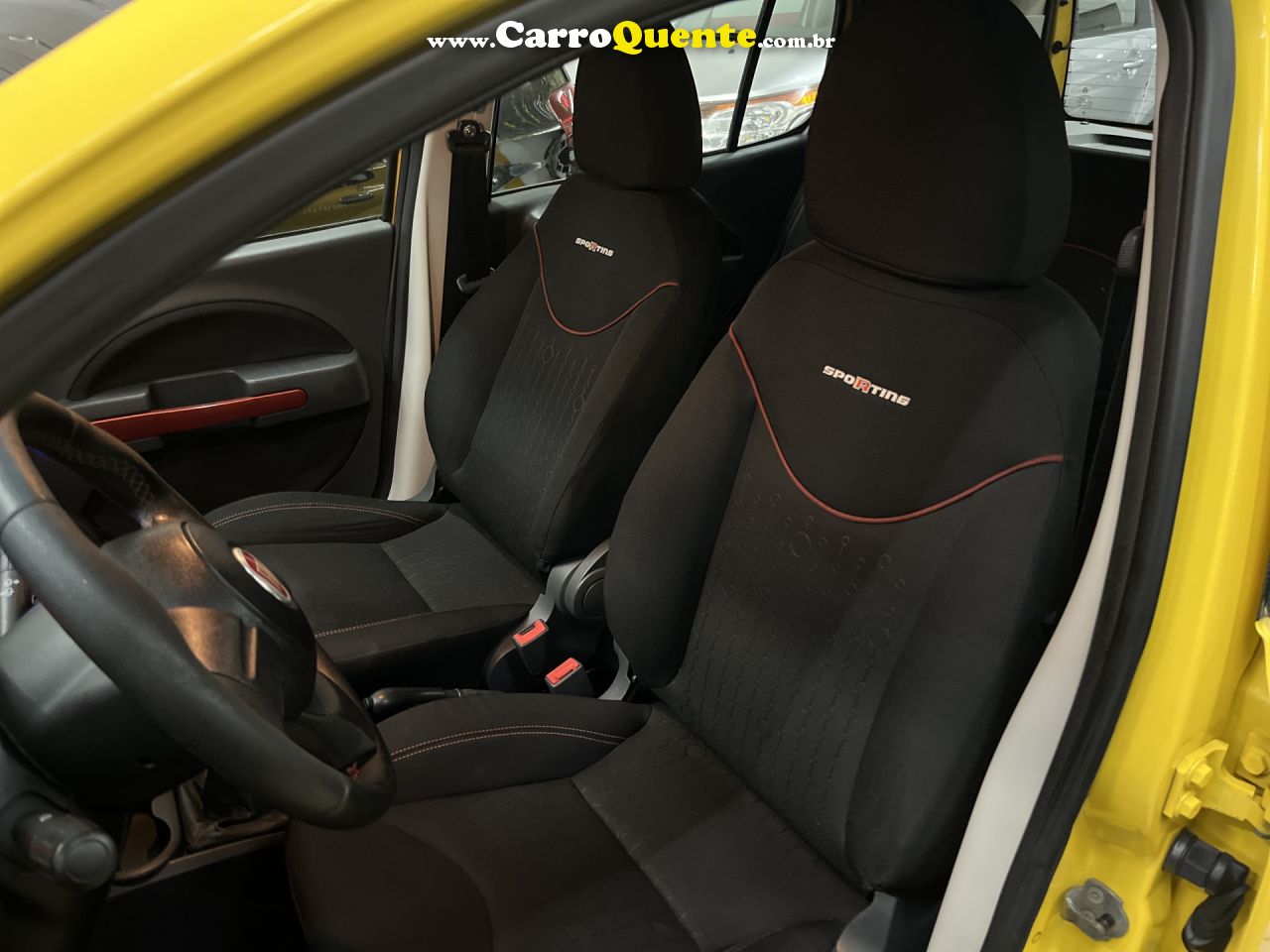 FIAT   UNO SPORTING 1.4 EVO FIRE FLEX 8V 4P   AMARELO 2011 1.4 FLEX - Loja